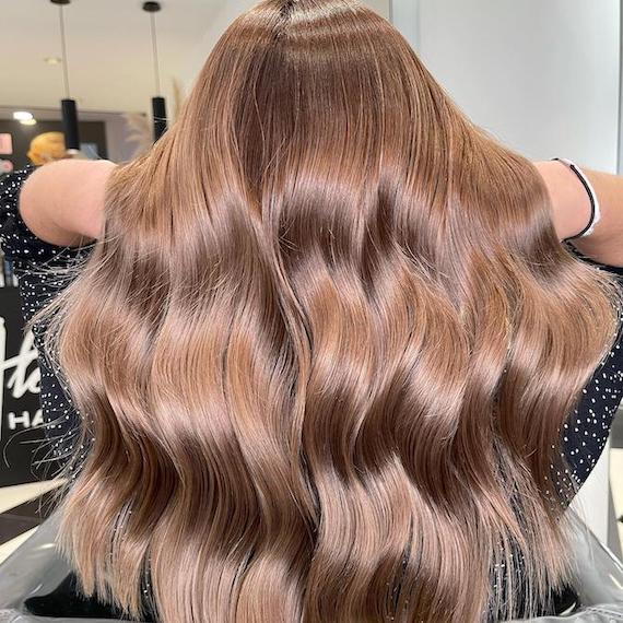 Gloss, Toner or Glaze? A Clear Guide to Salon Shine Services